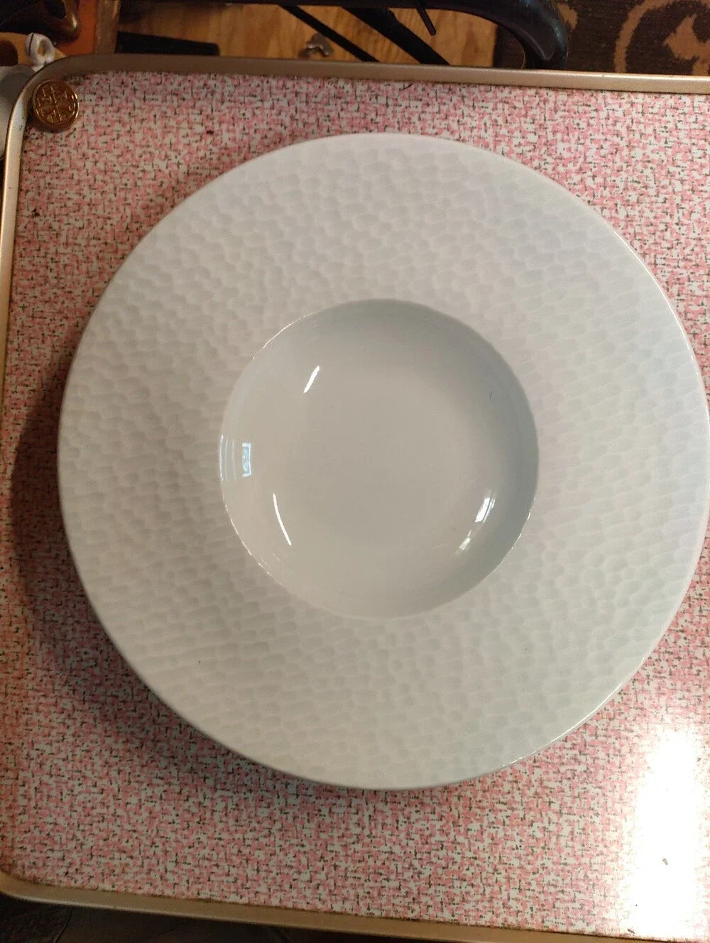 Apilco France Aqua White Hammered Porcelain Wide Rim Soup Pasta Bowls Set of 2